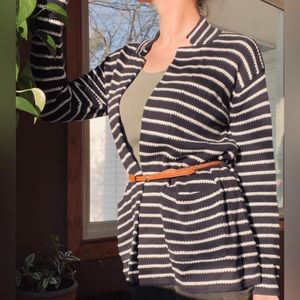 Adorable scalloped stripe knit Talbots Petite Small Cardigan Navy and White